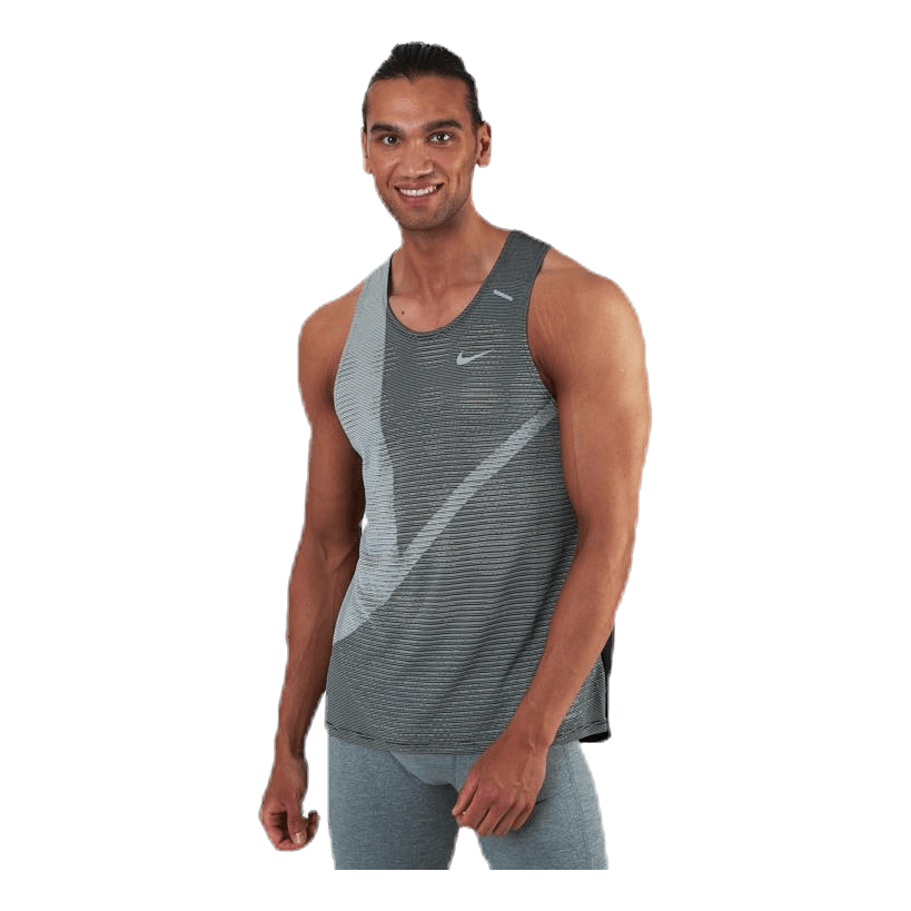 Nike Rise 365 Tank Hybrid Black 4 Nike Rise 365 Tank Hybrid Black - Image 2